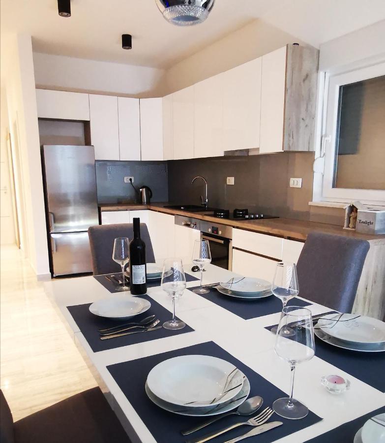 Cozy Comfortable Flat - Beautifull Panoramic View Makarska Eksteriør billede